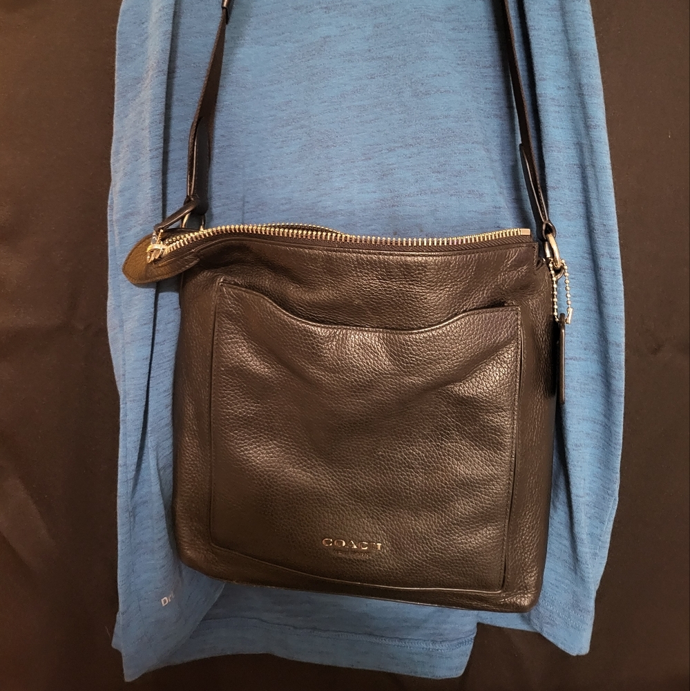 COACH BAG.    Unisex